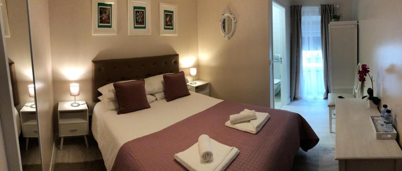 The Capital Boutique B&B Peniche Esterno foto