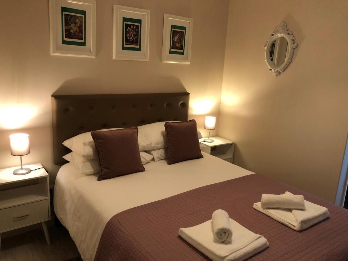 The Capital Boutique B&B Peniche Esterno foto