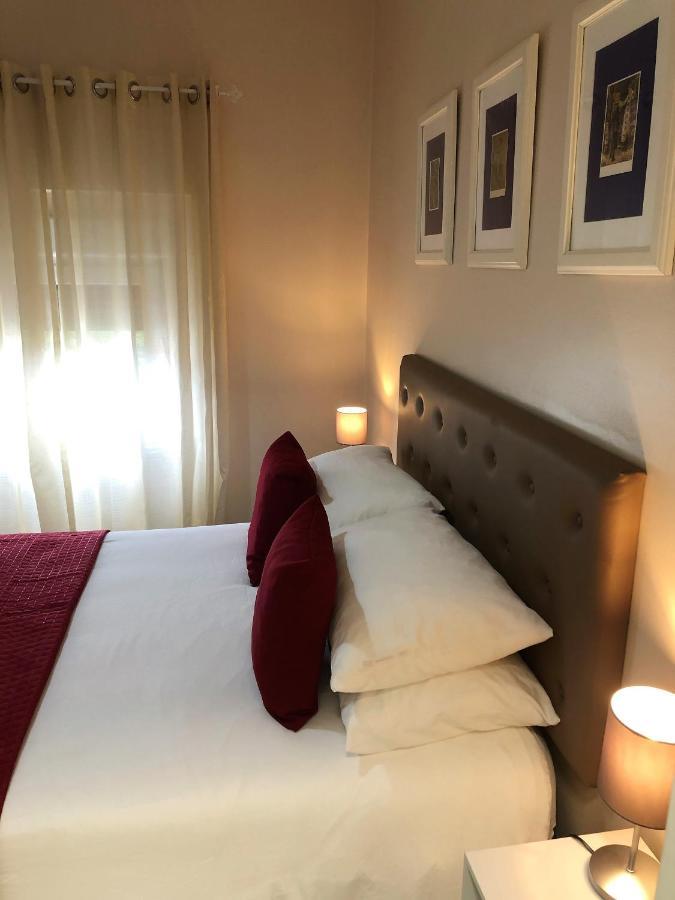 The Capital Boutique B&B Peniche Esterno foto